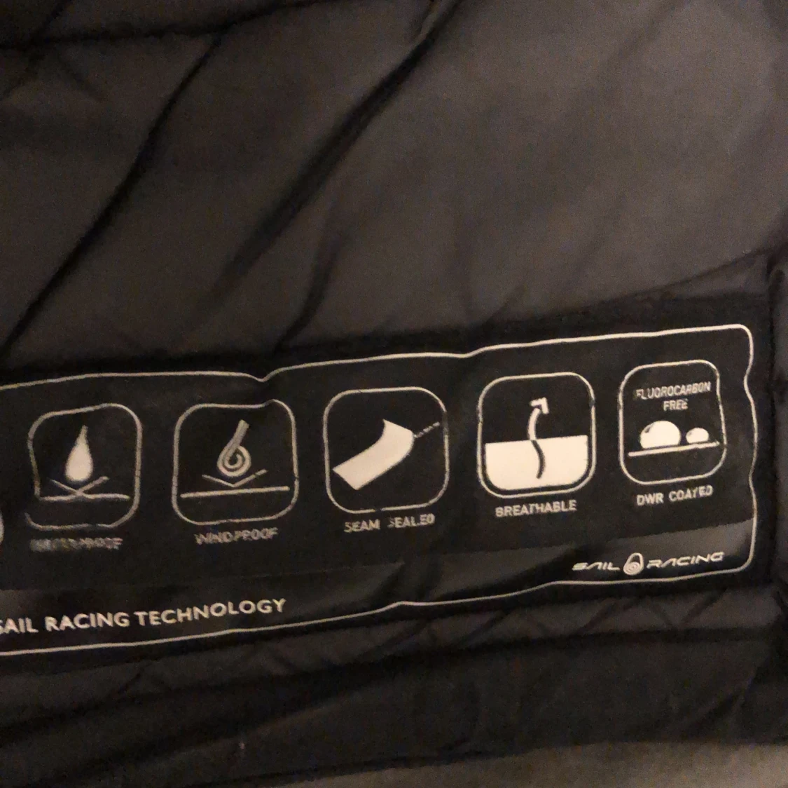 Svart jacka från Sail Racing - 2