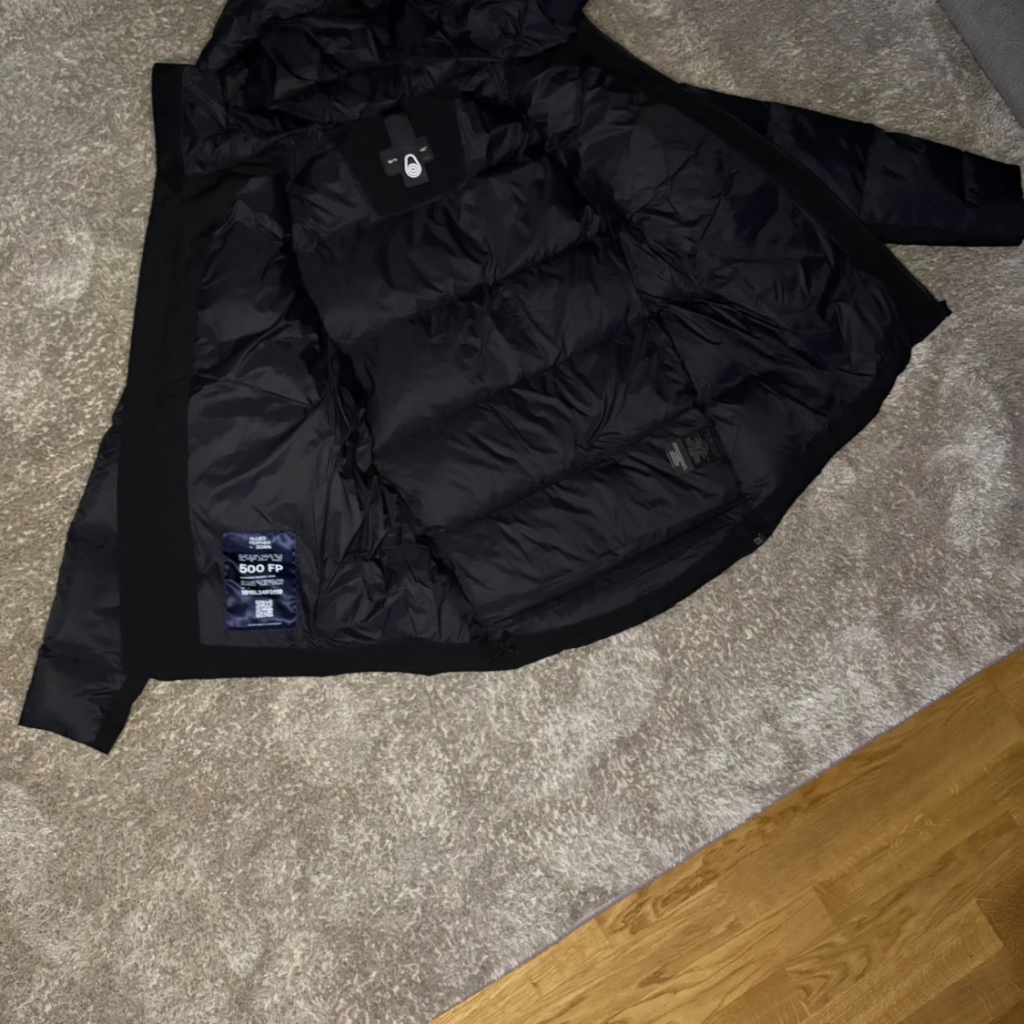 Svart dunjacka från Sail Racing - 3