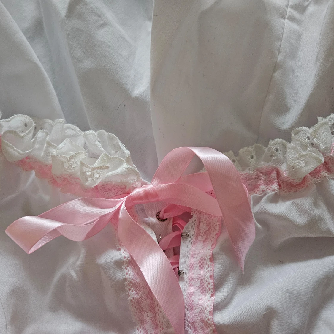 Vit handmade klänning från Malicious Designs - 3