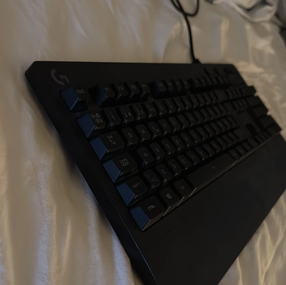 Svart tangentbord Logitech G213 - 3