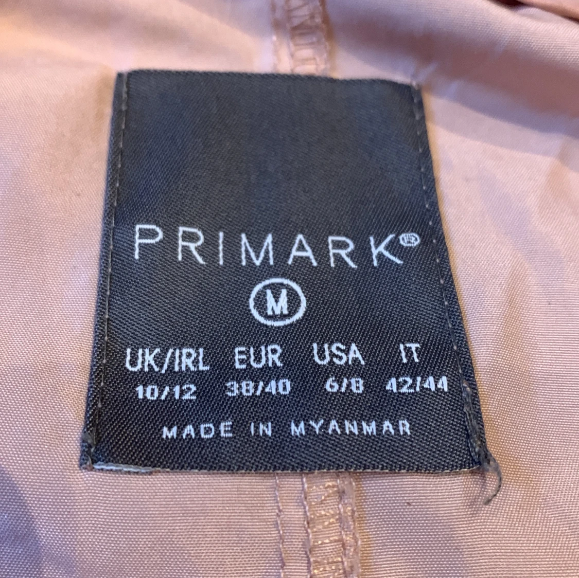 Ljusrosa vindjacka från Primark - 1
