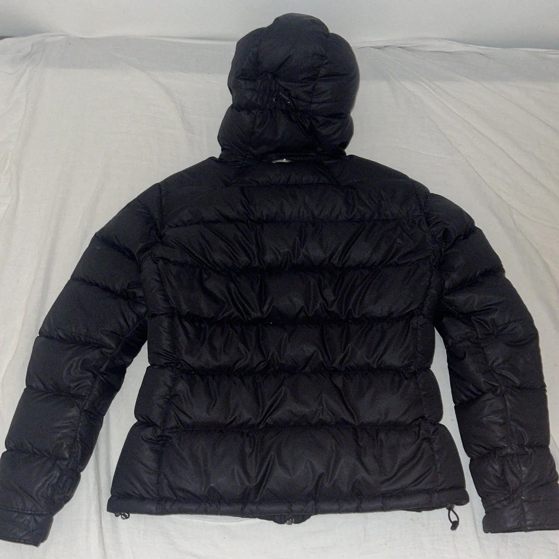 Svart dunjacka från Peak Performance - 1