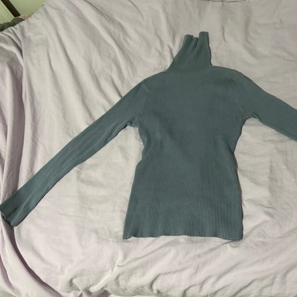 Grå ribbad polotröja - 1