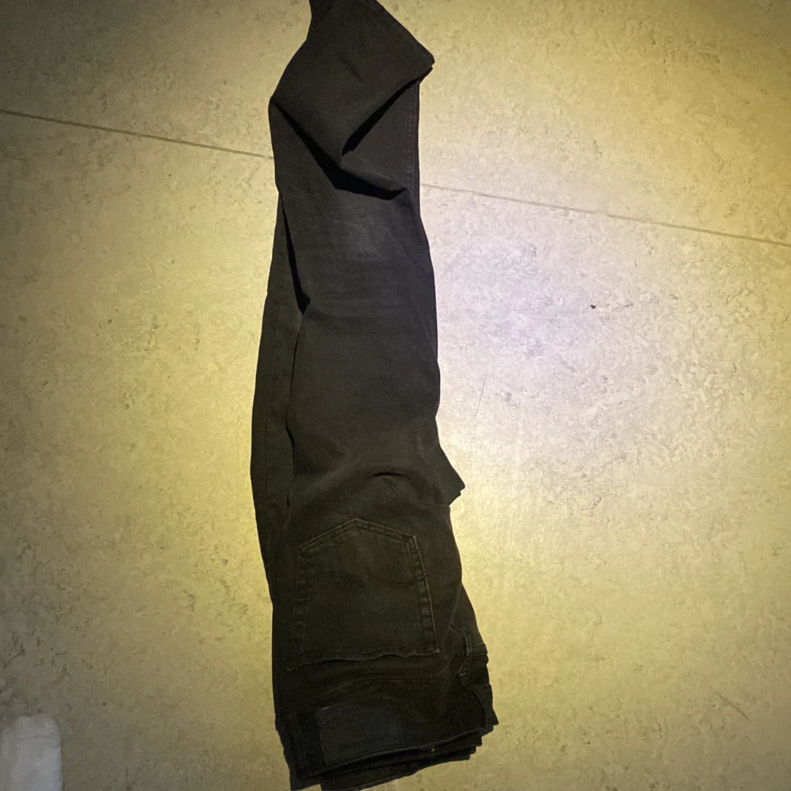 Svarta jeansbyxor - 2