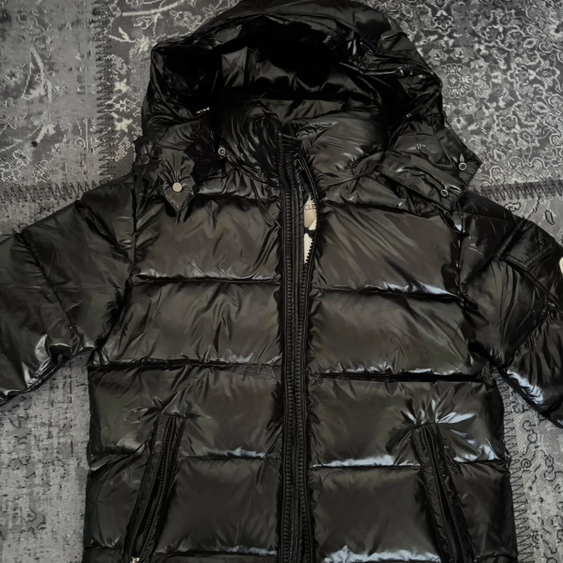 Svart pufferjacka från Moncler - 3