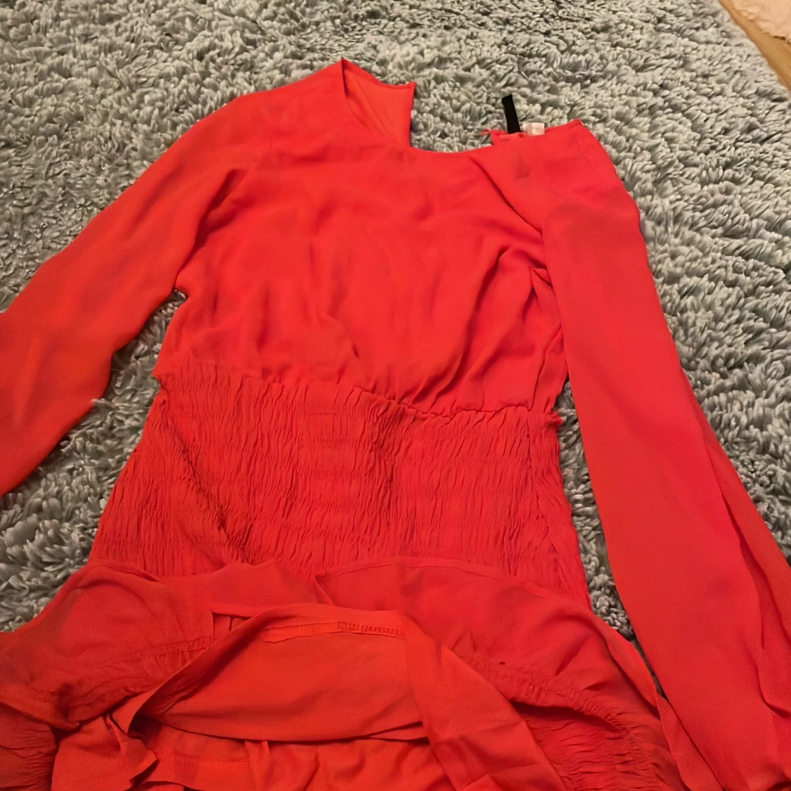 Röd klänning  - 91