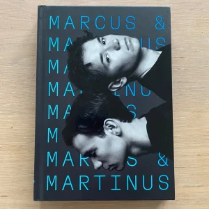 Signerad Marcus & Martinus bok - helt ny signerad marcus och martinus bok! signerades när jag träffade dom på bokmässan! aldrig läst så precis som ny. perfekt till alla m&m fans som vill ha deras autograf och bok!