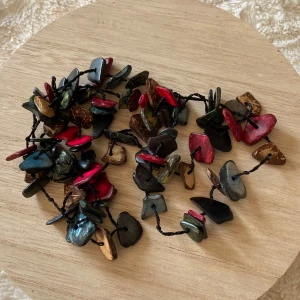 Halsband - Coolt halsband! Säljer massor av smycken, samfraktar gärna