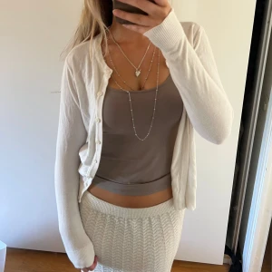 Vit kofta  - Storlek S🤍
