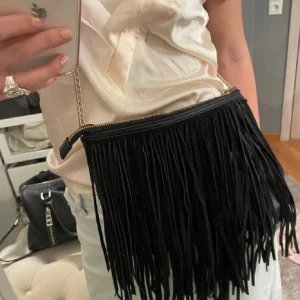 Frans väska - Snygg väska med fransar 