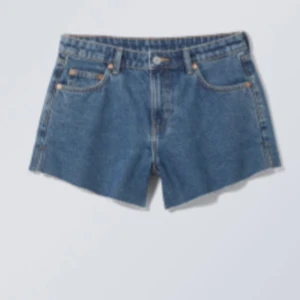 Jeans shorts - Helt nya jeans shorts från weekday. Lapparna kvar, köparen står för frakt🤍