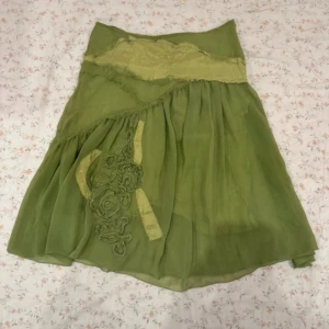 Grön midikjol - Grön Midi sommarkjol