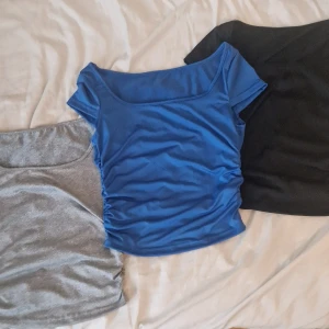 Bundle av tröjor - 3 jätte fina tröjor i size s som passar bra och har nästan aldrig varit använda