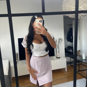 Topp och/eller kjol - Topp: Nelly stl M (100 kr) Kjol: Nelly stl S (50 kr)