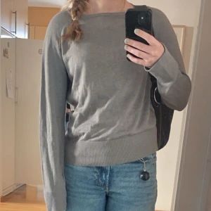 Finstickad tröja - Finstickad tröja från H&M, super mysig men använder aldrig! Pris kan diskuteras 💞