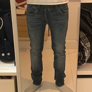 Jack and Jones jeans - Snygga Jack and Jones jeans i bra skick. W29 L30, modell slim glenn 