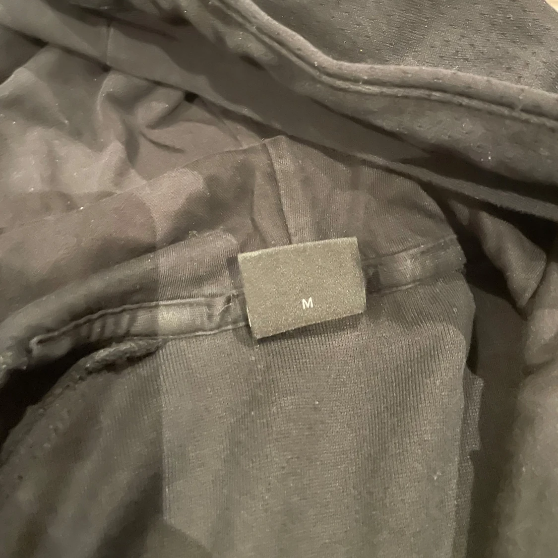 Svart hoodie från Hugo Boss - 1