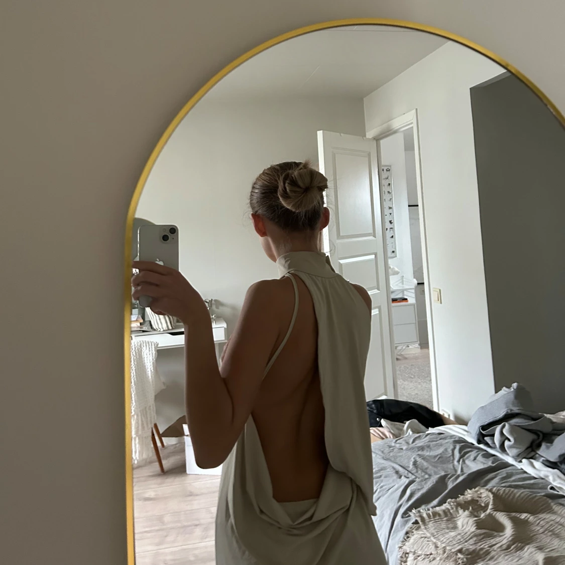 Creme långklänning - 3