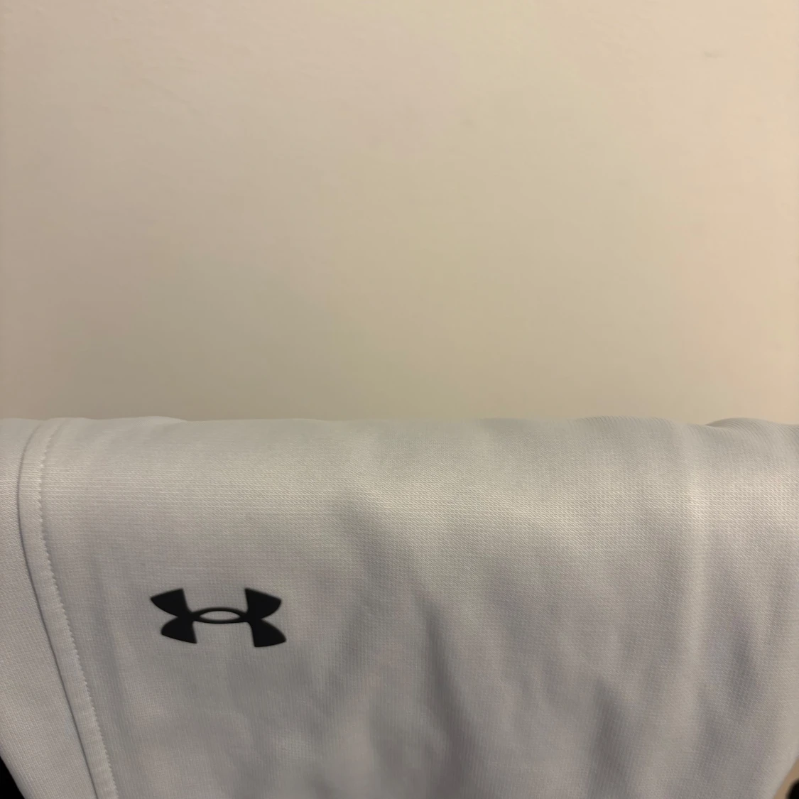 Grå Under Armour träningsbyxor  - 3