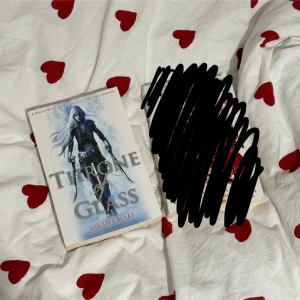 Throne of Glass Sarah J Maas - Nyskick 