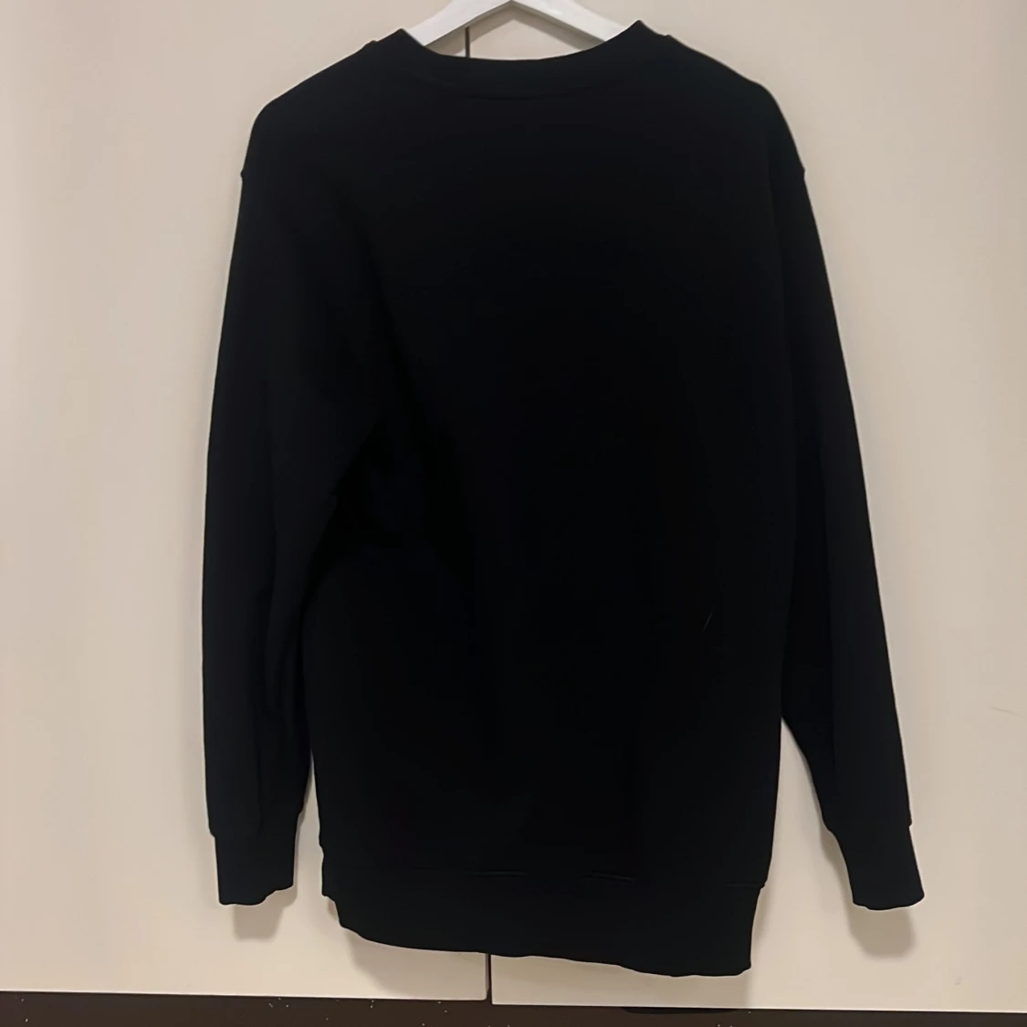 Svart tröja från Pull&Bear - 1