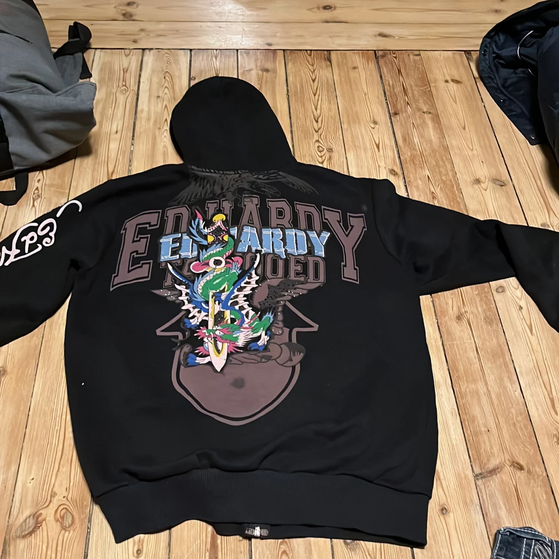 Svart hoodie från Ed Hardy - 1