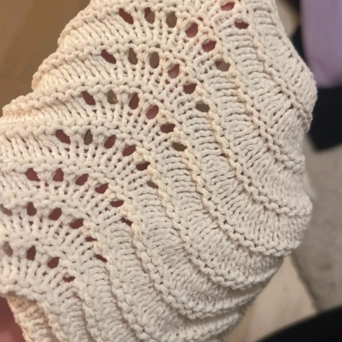 Vit stickad polotröja - 2