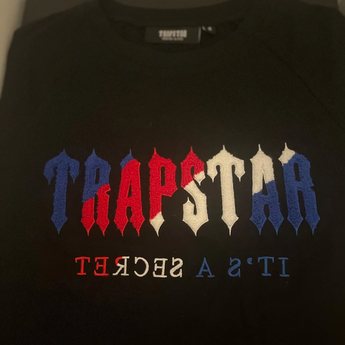 Svart blå röd Trapstar T 