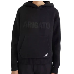 Stickad Arigato hoodie - Jätte varm och skön Axel arigato hoodie. Aldrig använd och prislappen sitter kvar 🥰Storlek L men passar M och S🥰🥰