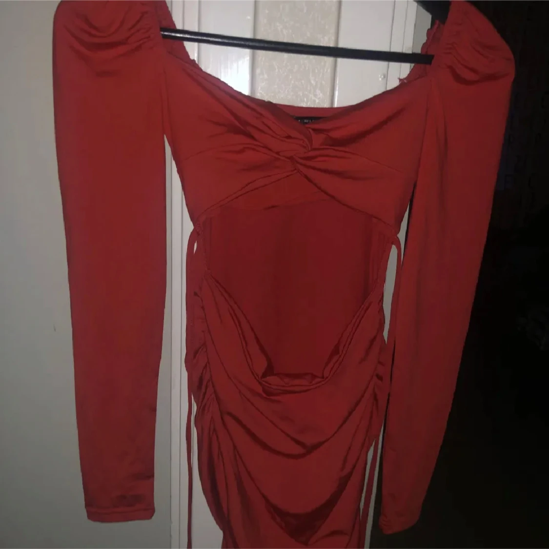 V-ringad Klänning  - 90