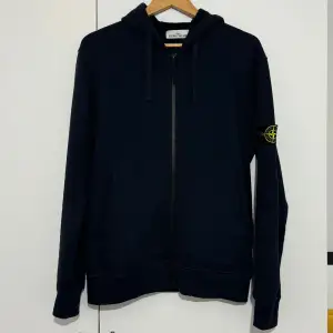 Stone Island 64251 COTTON FLEECE Hooded Full Zipper Sweatshirt