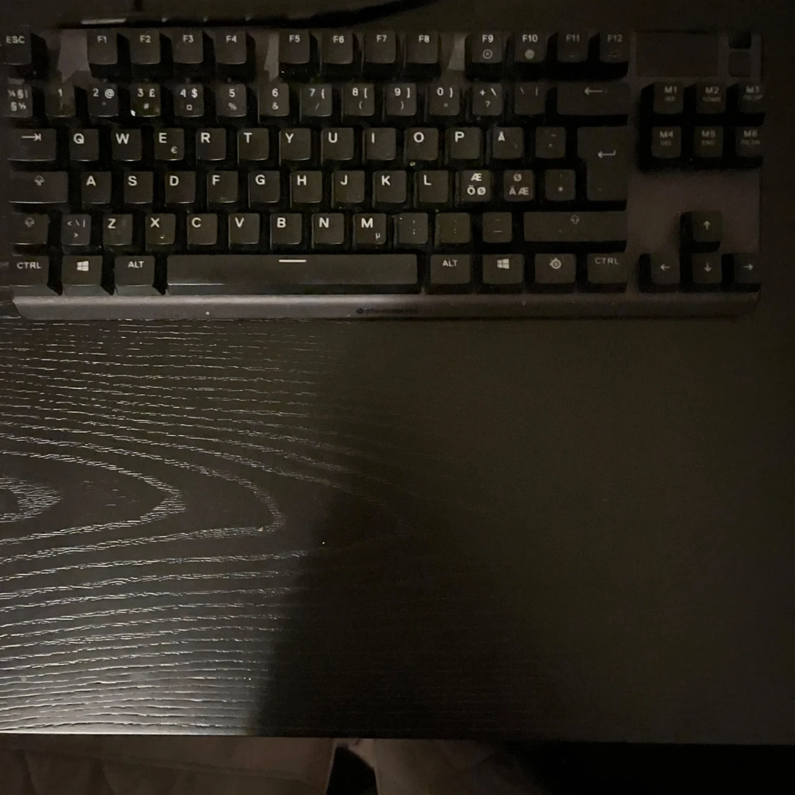 SteelSeries Apex 7 Red Switch