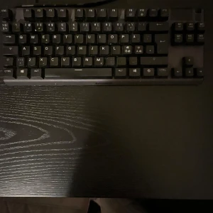 SteelSeries Apex 7 Red Switch - Bra skick 