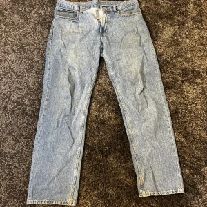 Jeans - Storlek M
