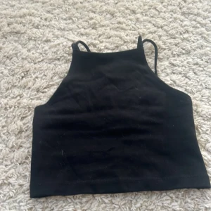 Linne med dubbla band  - Jätte bra skick och jätte fint❤️