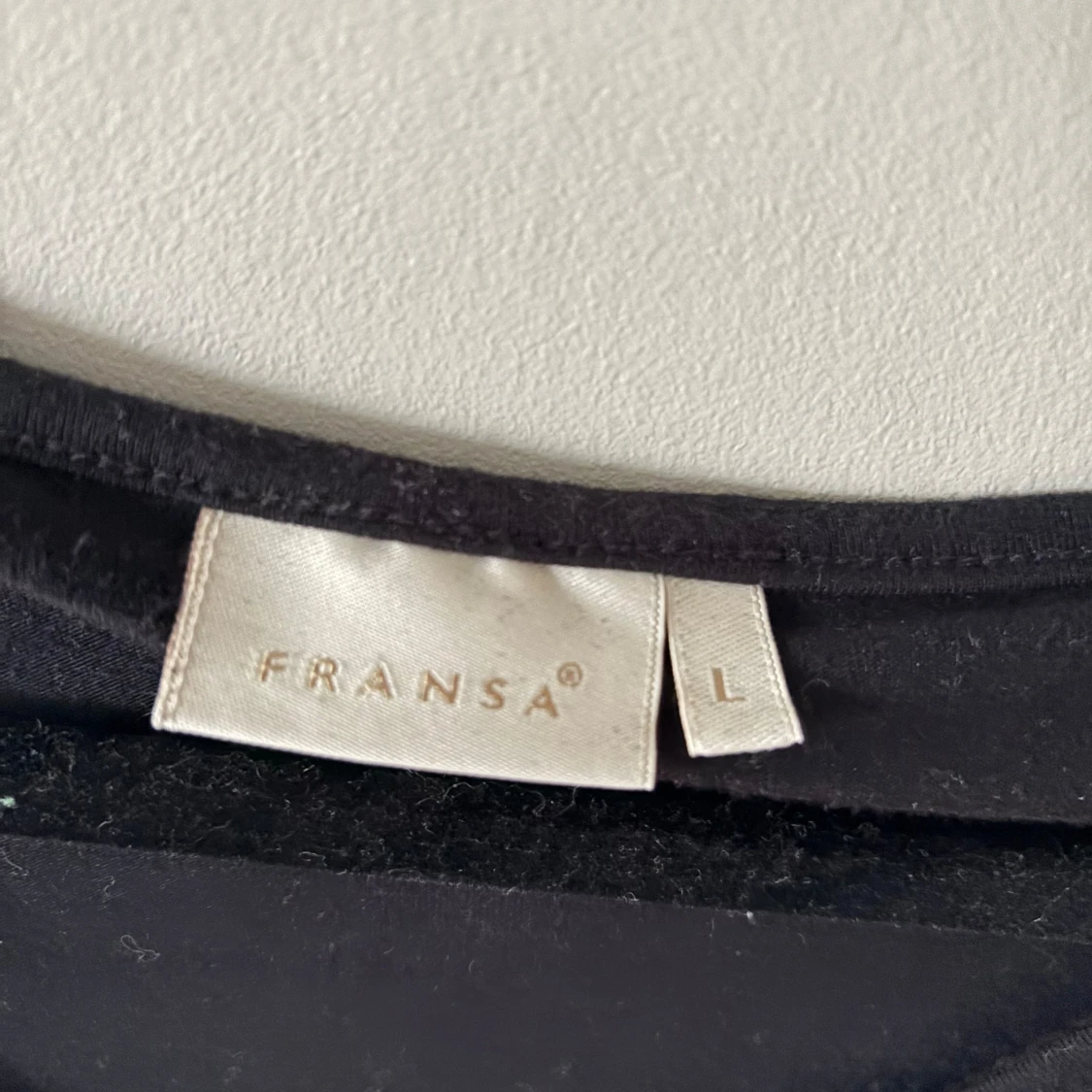 Svart långärmad kofta från Fransa - 91