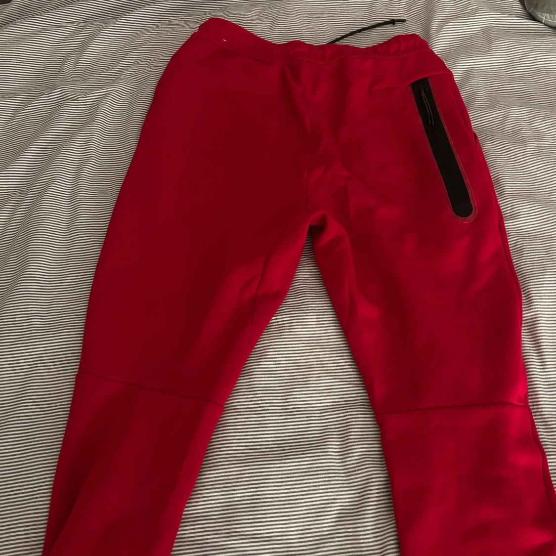 Nike tech mjukisbyxor - 90