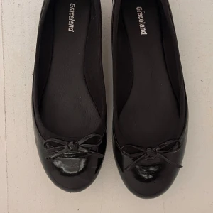 Ballerina skor  - Svarta ballerina skor i bra skick!!