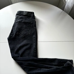 Jack & Jones Jeans - använt skick 32/32