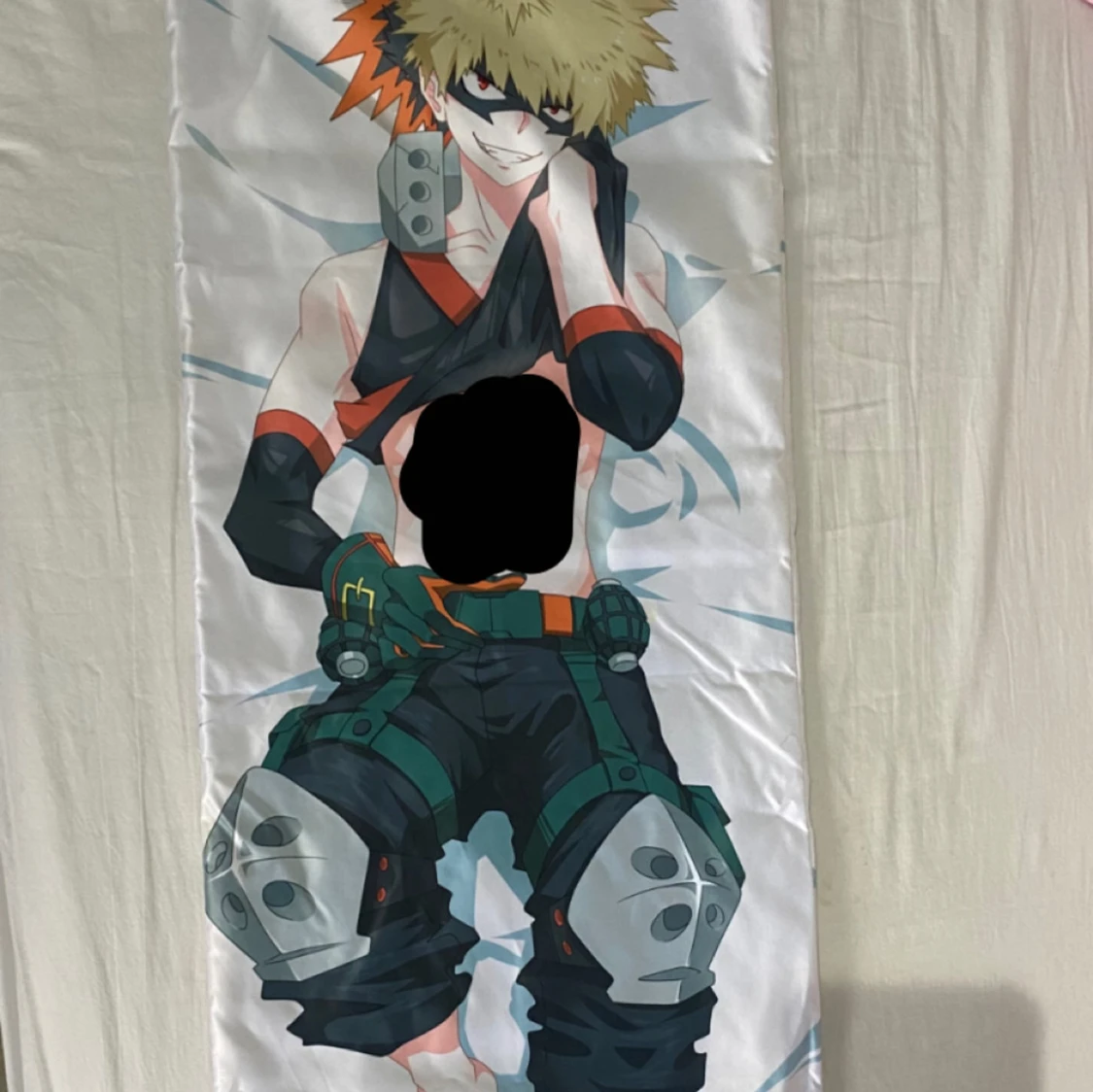 BODY PILLOW BAKUGO - 90