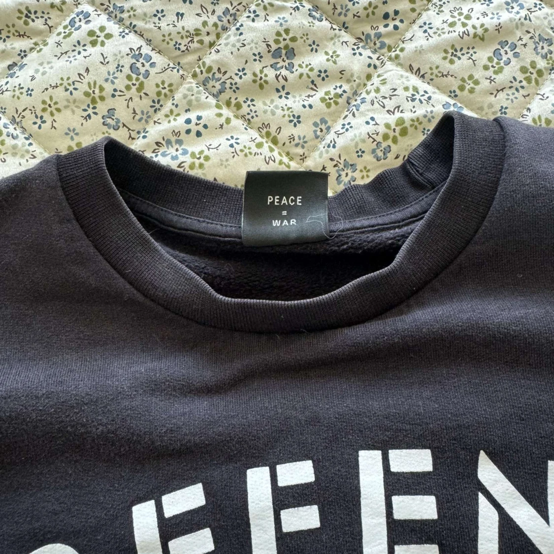 Defend Paris sweatshirt  - 91