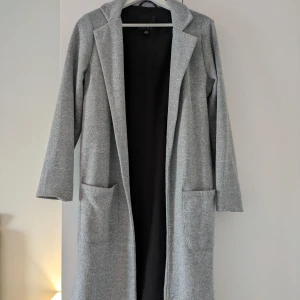 Tunnare höst jacka  - Snygg sen sommar/höst jacka i gott skick