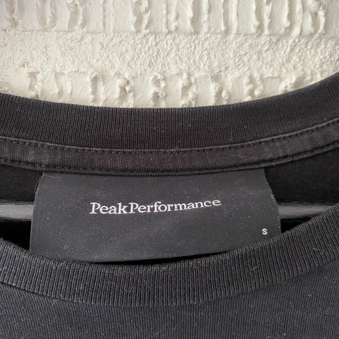 Svart t-shirt från Peak Performance - 91