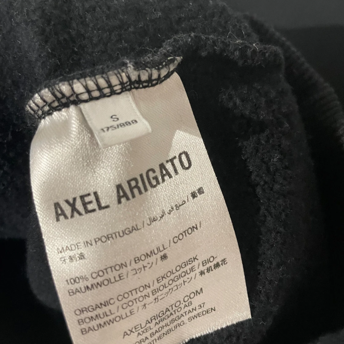 Svart tröja från Axel Arigato - 91