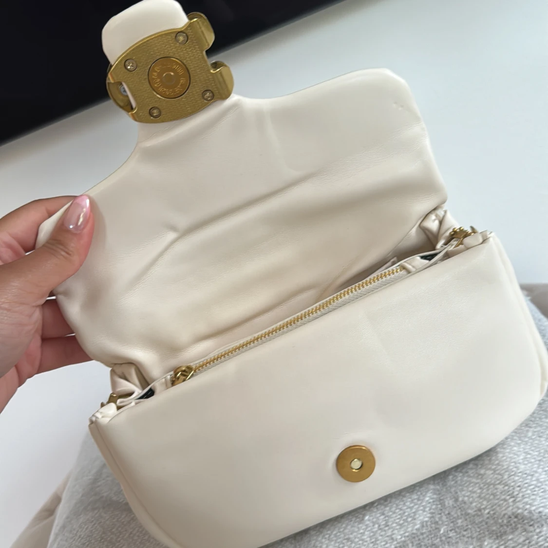 Coach väska beige  - 90