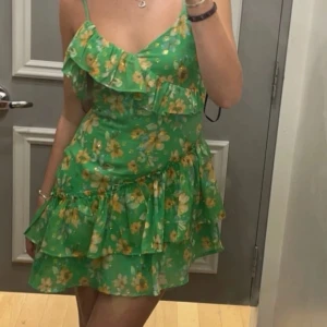 Klänning forever 21 - Använt den en gång! Topp skick! 
