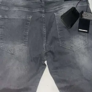 Slim fit jeans Strl:52/54 Färg:grå