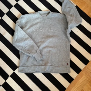 Woolrich tröja - Woolrich tröja i mycket bra skick Storlek M 