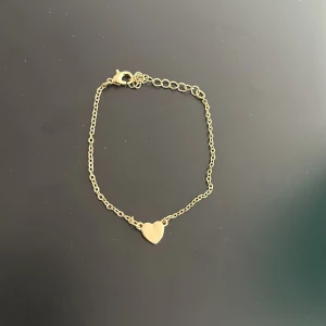 Armband - Guldigt armband i fint skick