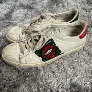 Gucci sneakers  - Säljer mina Gucci sneakers i storlek 38